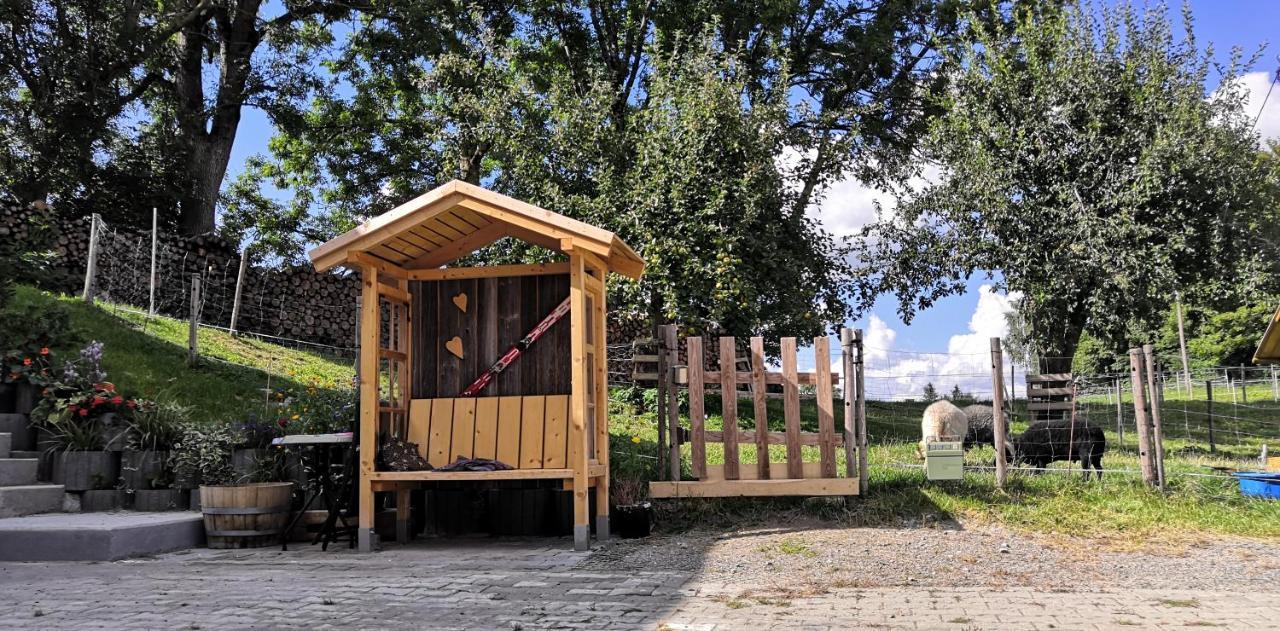 Apartment Auszeit Mit Kueche Viel Ruhe Und Natur Untrasried Exterior foto